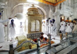 How is the new Jathedar of Akal Takht Sahib appointed, and what was the procedure for appointing Jathedars in the 18th and 19th centuries?
