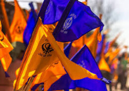 What color should the Nishan Sahib be according to Gurbani or history, with proof?